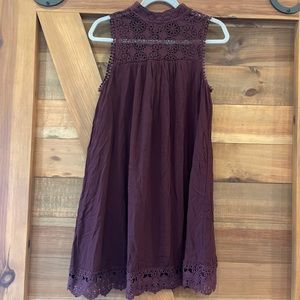 Lace embroidered sleeveless dress